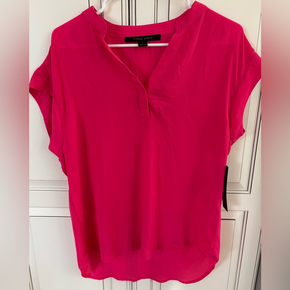 🆕Cynthia Steffe Women's Pink Top-size small